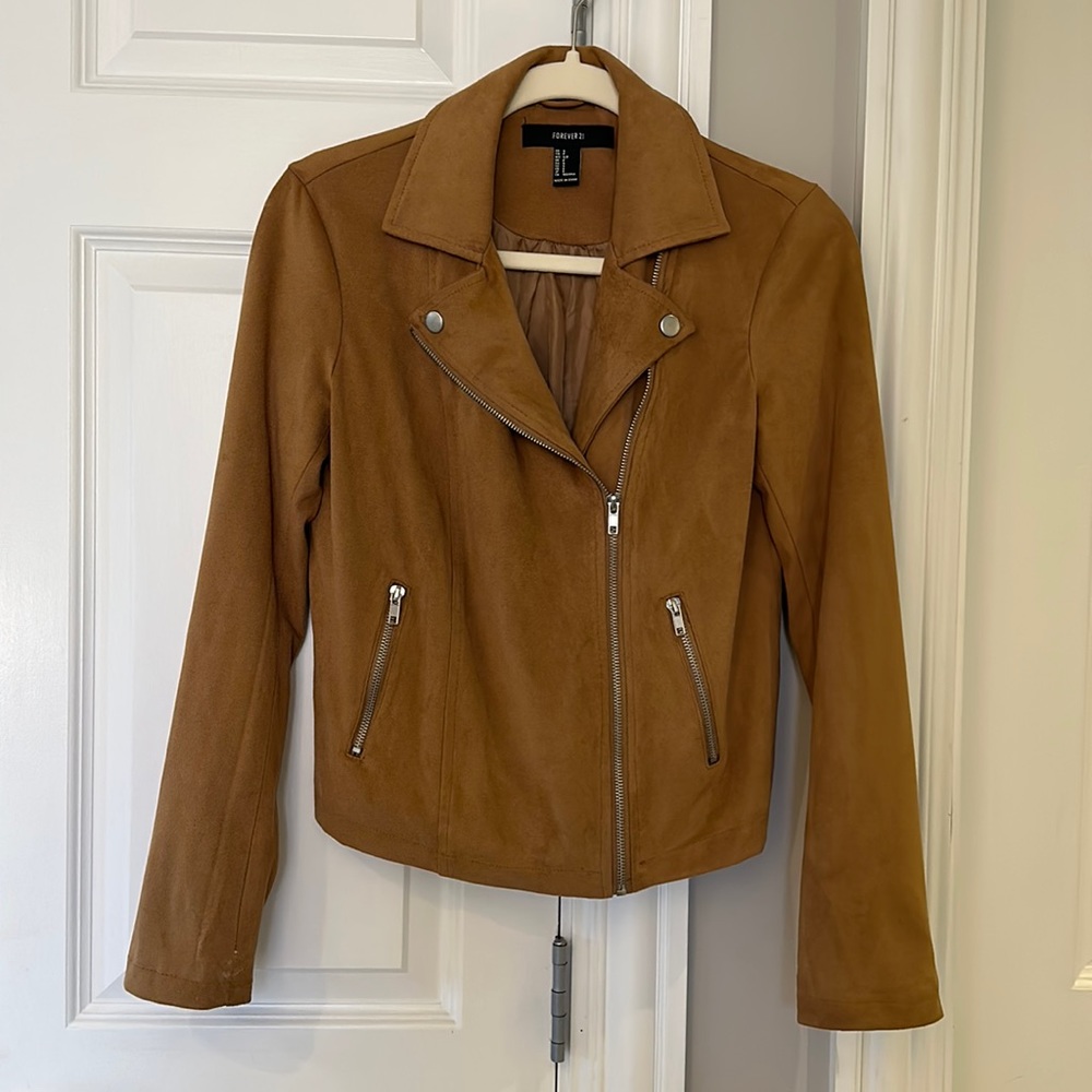Forever 21 faux suede blazer, size small. Perfect condition.